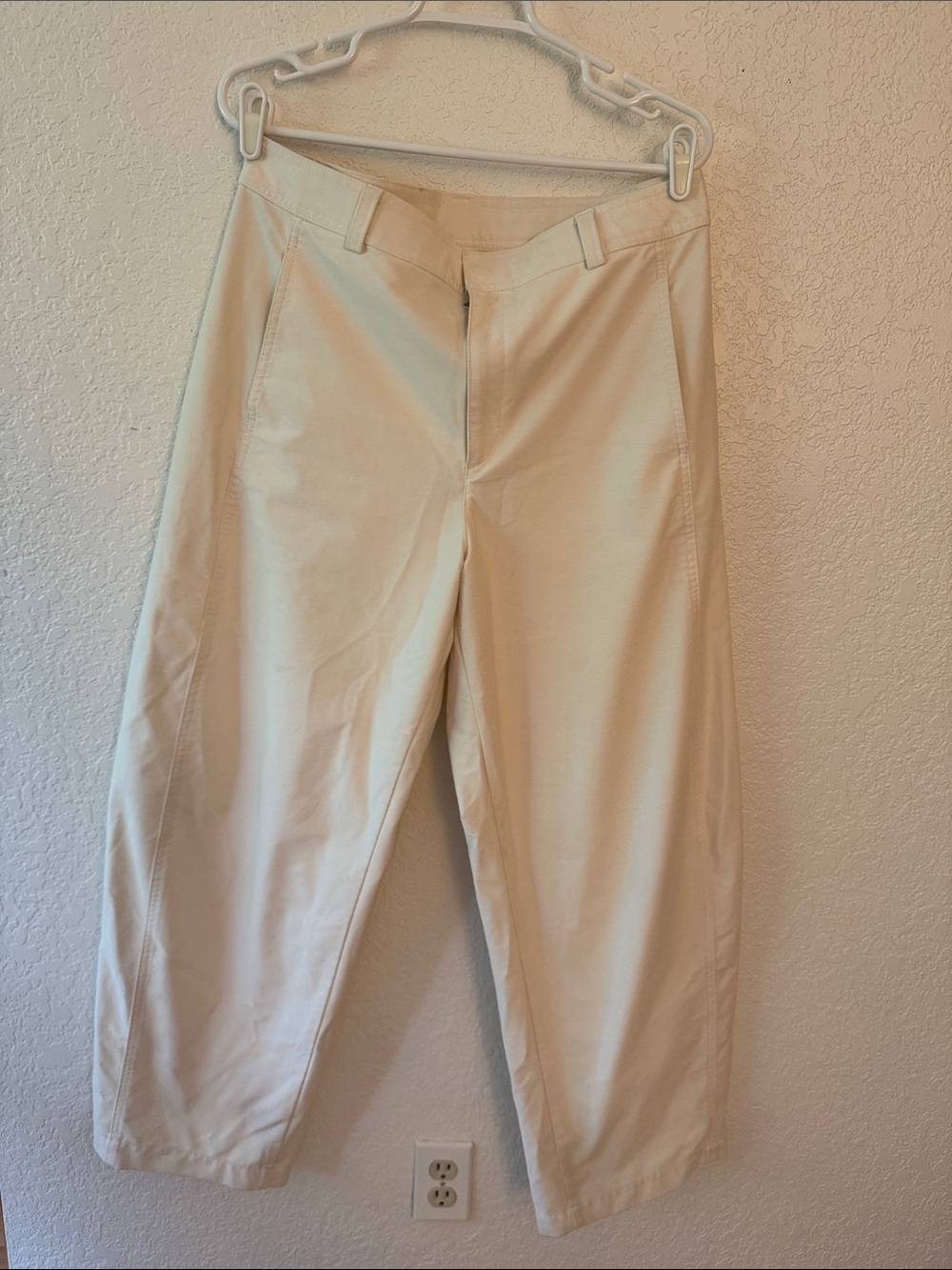 Uniqlo Jersey Barrel Pants - Picture 2 of 5